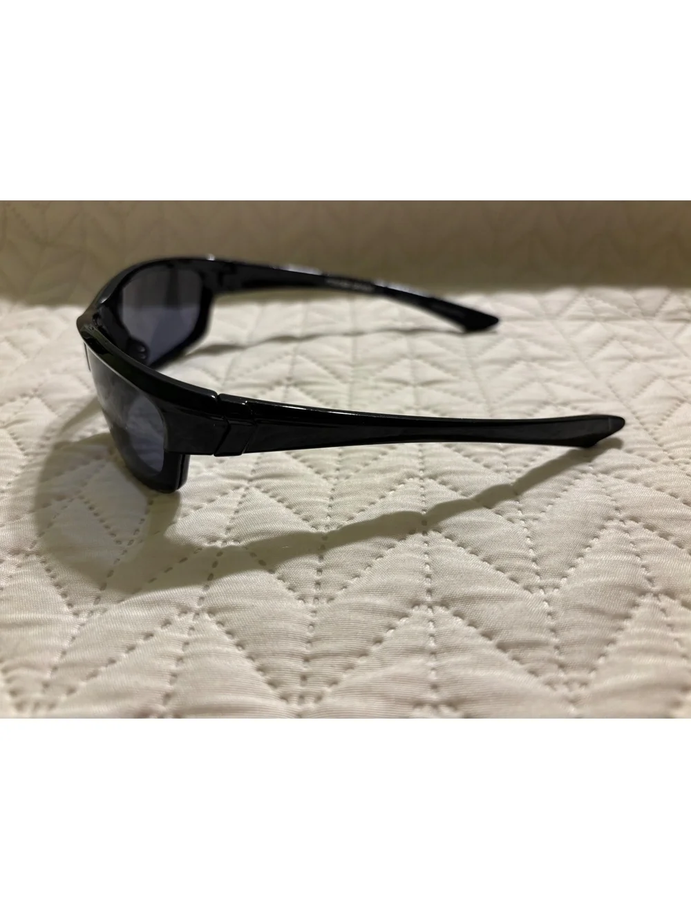 #33 Foster Grant Men's Polarized Sunglasses